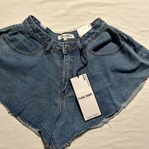 Almost Famous Flare Jean Shorts - Size 5 - NWT